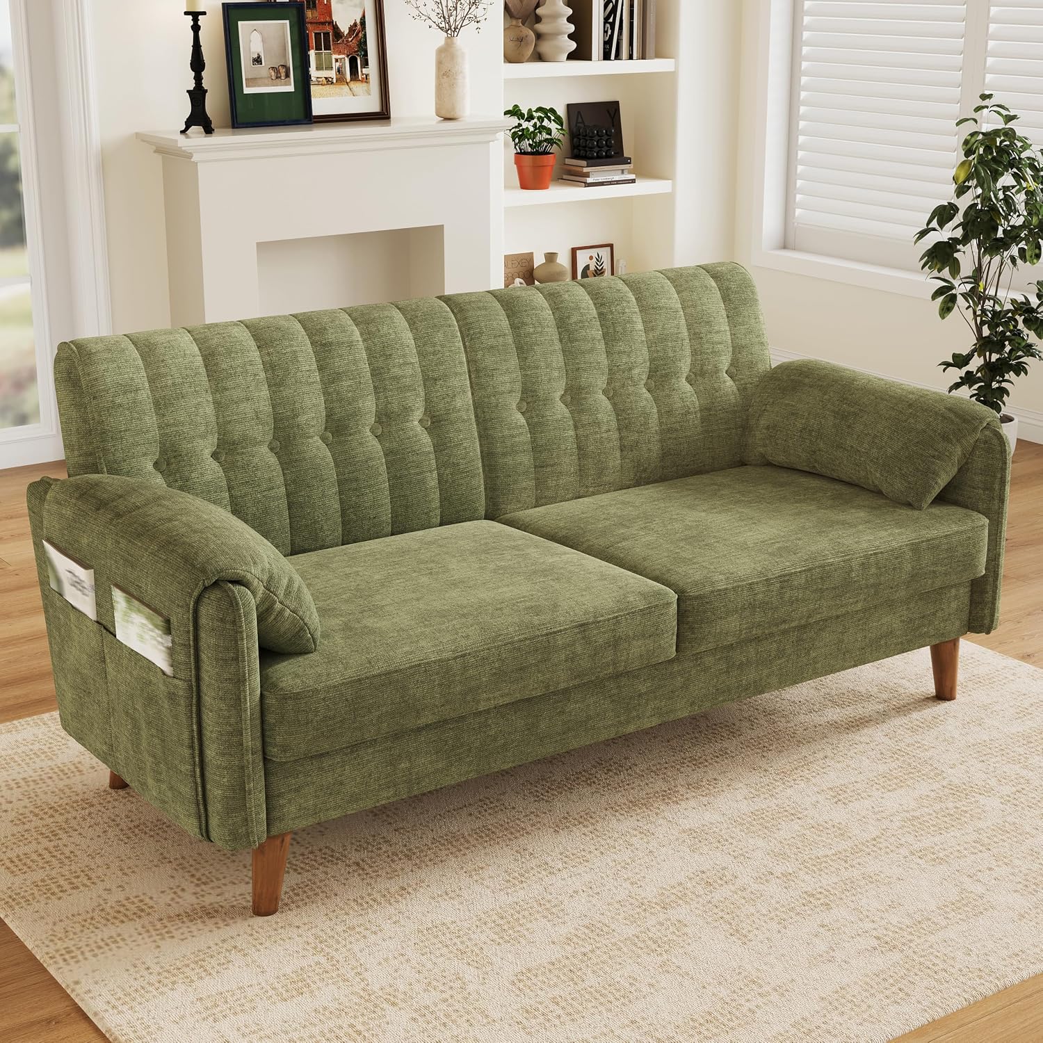 Modernes 2-Sitzer-Sofa aus Chenille mit dickem Sitzpolster, getufteter Rückenlehne, 2 Armlehnenkissen und Seitentaschen; Massivholzbeine, leicht zu montieren, ideal für Wohnung & kleine Räume, Green